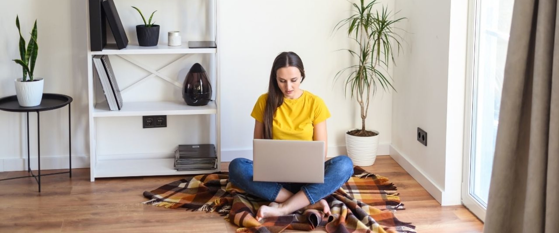 Can digital marketing managers work from home?
